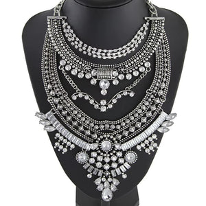 
                  
                    Load image into Gallery viewer, Estelle Necklace
                  
                