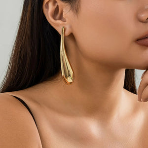 
                  
                    Load image into Gallery viewer, Gabby Statement Earrings
                  
                
